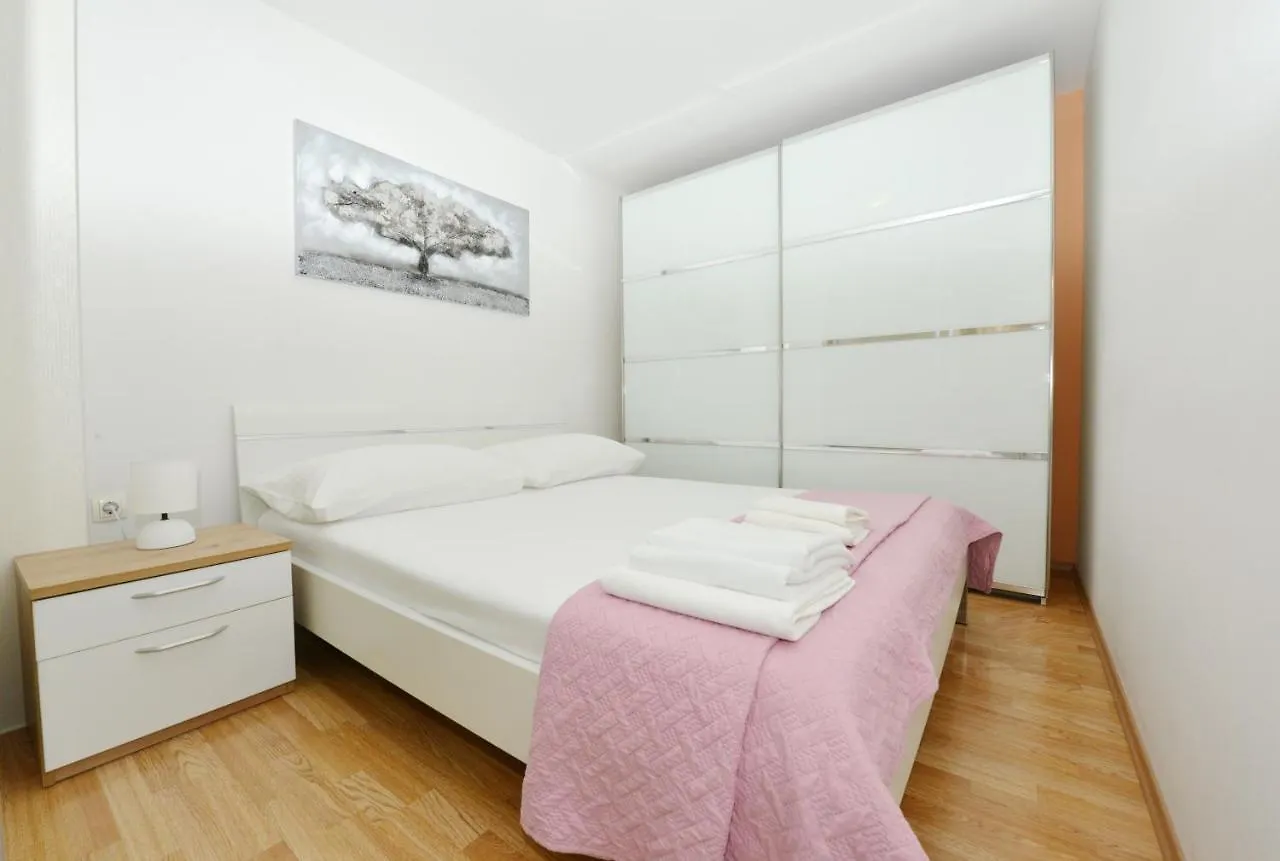 Lorena Apartment Zadar