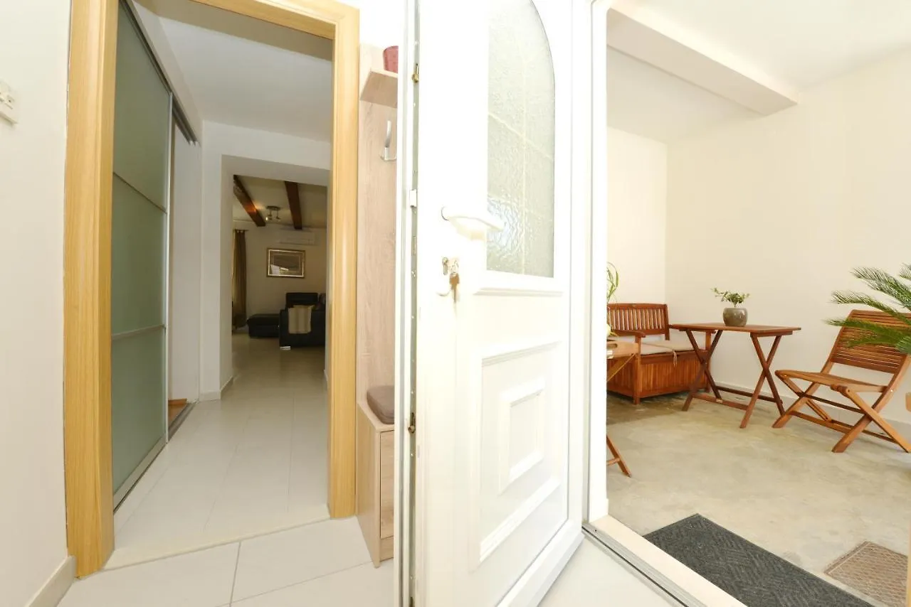 Lorena Apartment Zadar Croacia